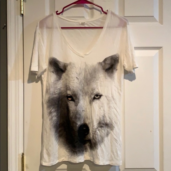 Garage Tops - V neck wolf t shirt Garage Tops - V neck wolf t shirt